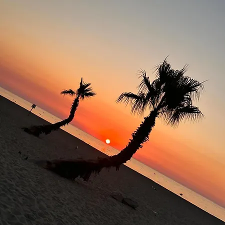 Casa Linda 1 - Sea View אמפוריבראבה